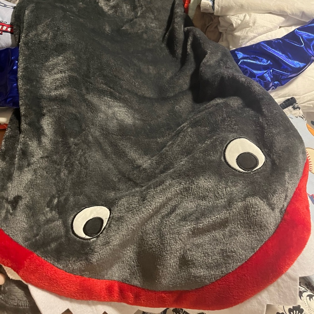 Shark 🦈 cover/sack